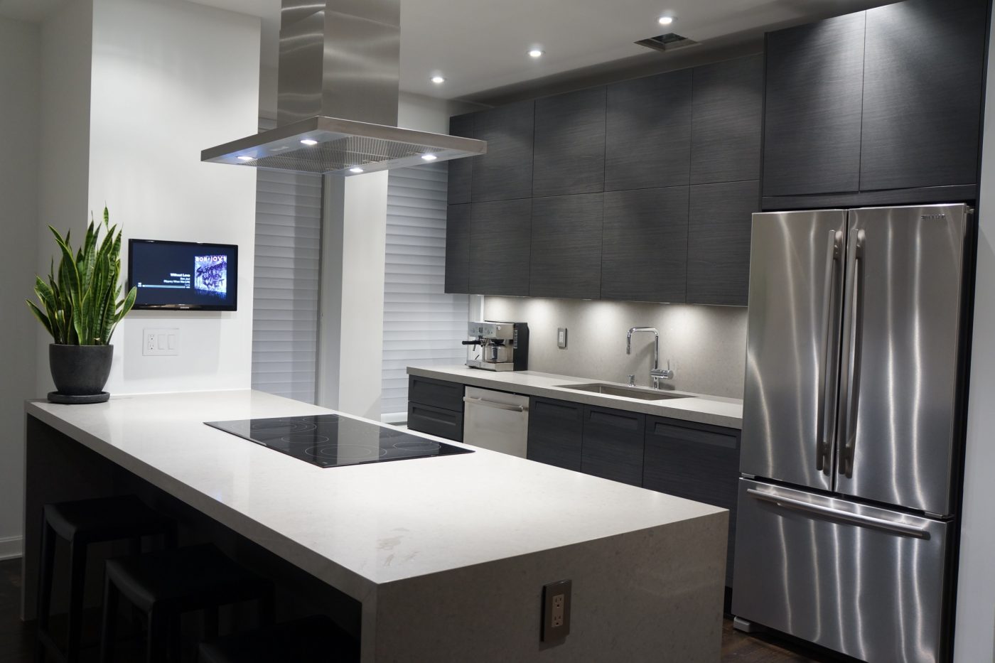 Modern Kitchen Cabinets - Chelsea, NYC | Modiani Kitchens