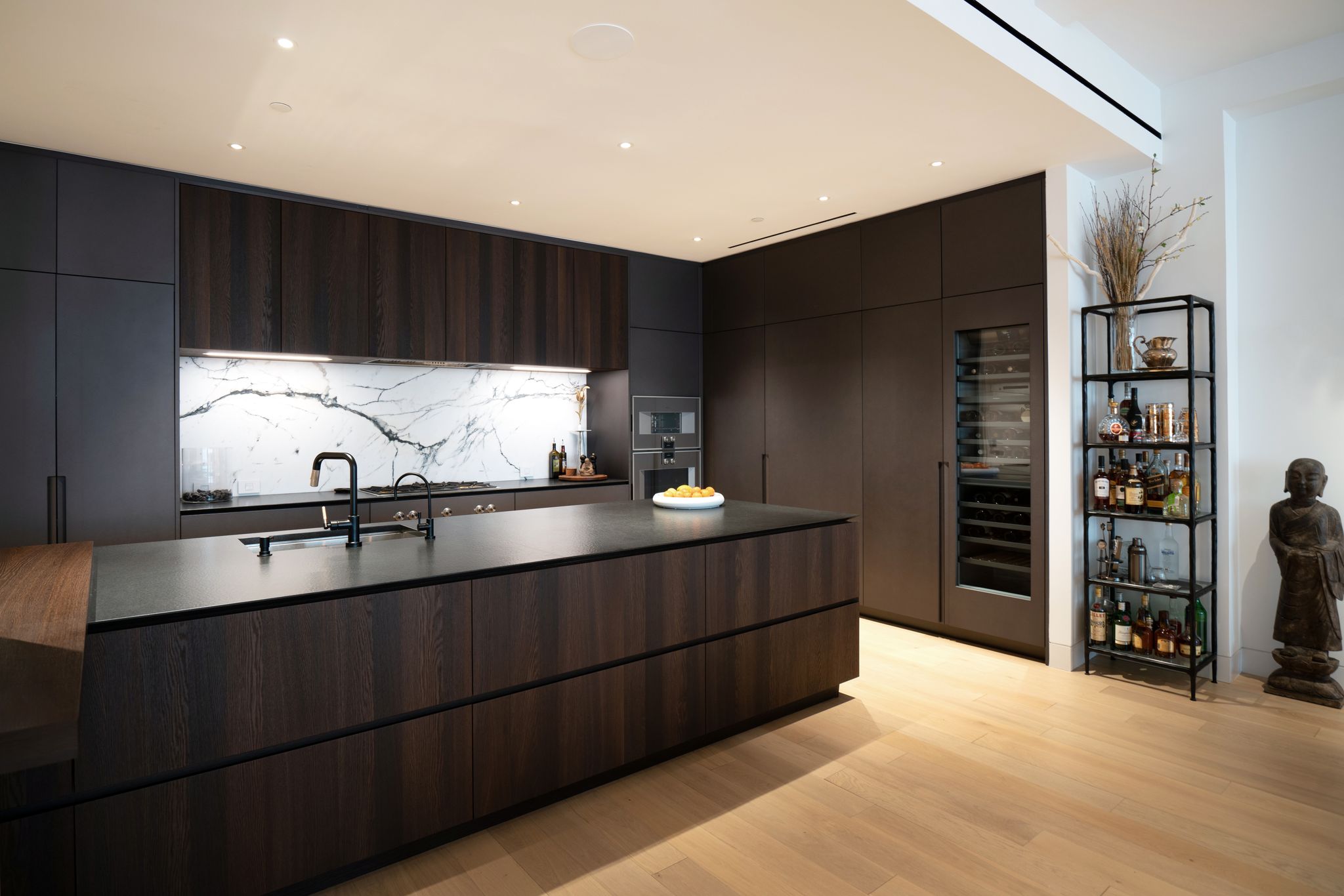 Modern Kitchen Cabinets Chelsea Modern NY City Loft Modiani Kitchens   Modiani Chelsea Modern Kitchen 9 