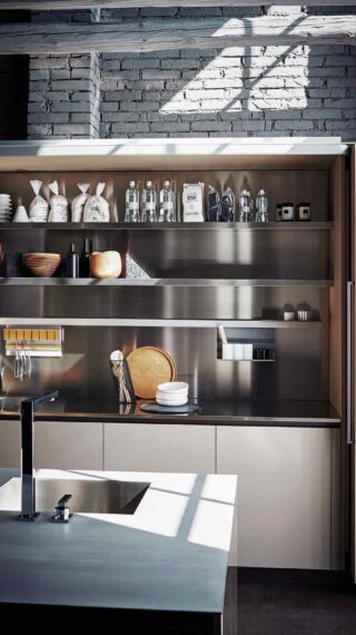 Portrait Gallery Image 6